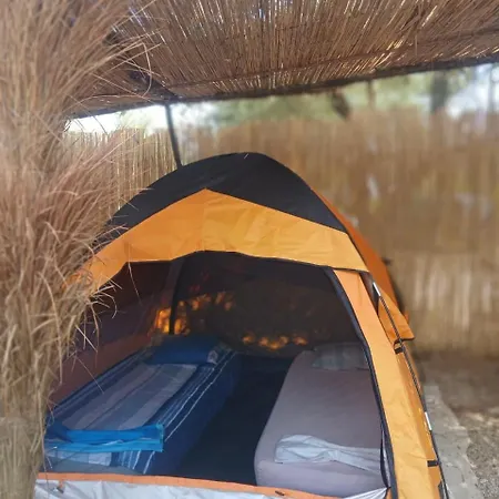 אתר קמפינג Ullishtja צ'פרו