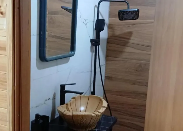 Ullishtja Campingplatz *