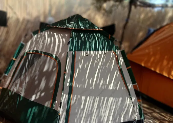 Kamp alanı Ullishtja *